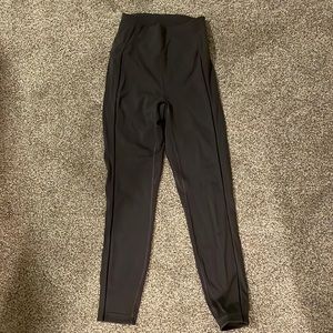 Size for gray lulu
